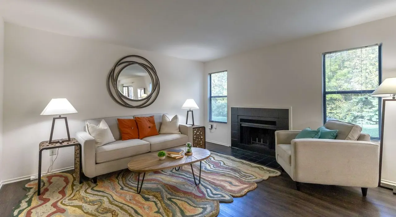 Stoney Brooke Apartments