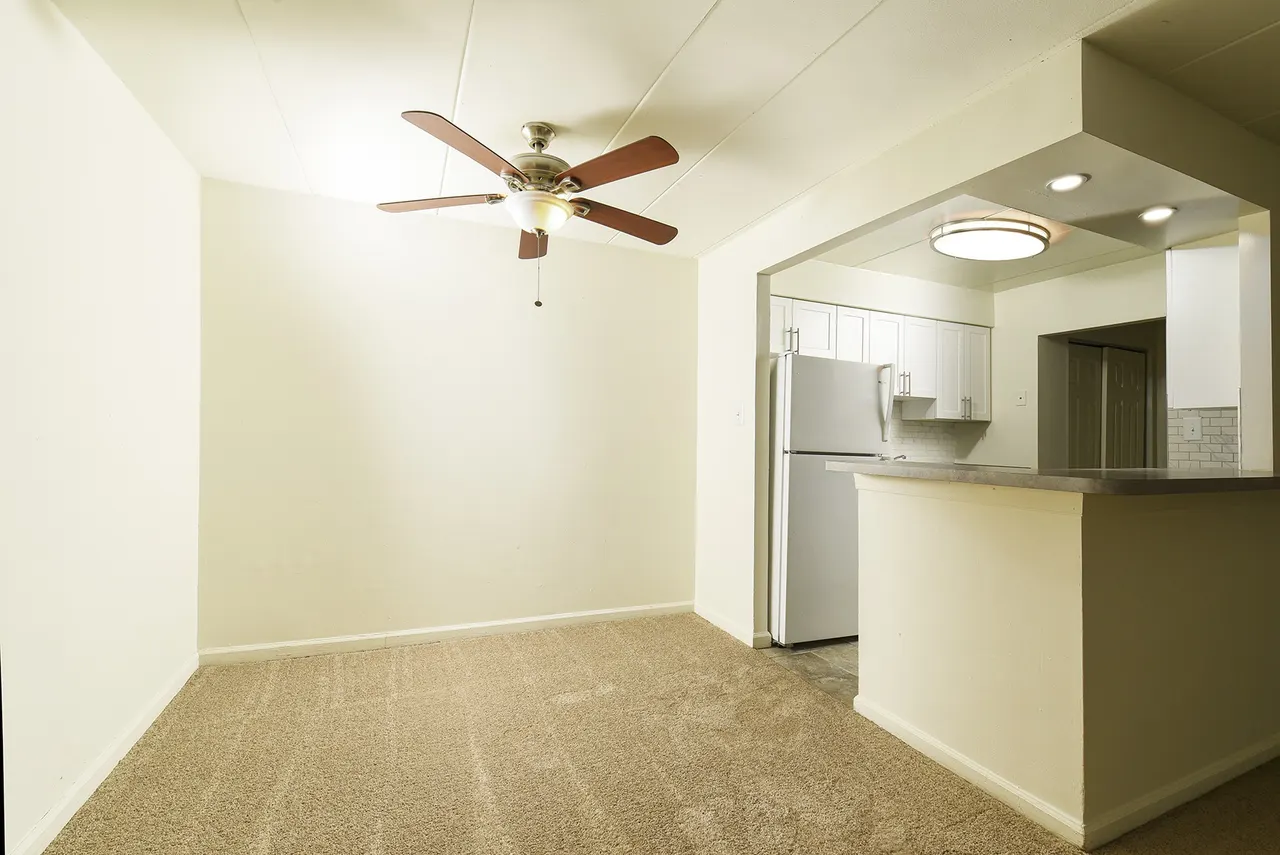 Hillcrest Apartments