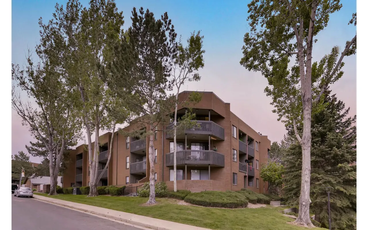 Alta Springs Apartments