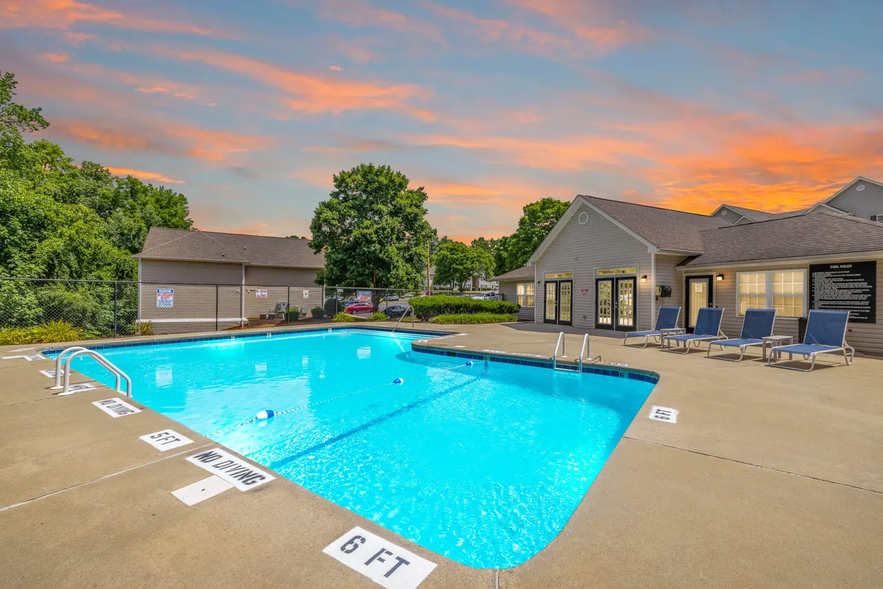 Ridgeview Apartments