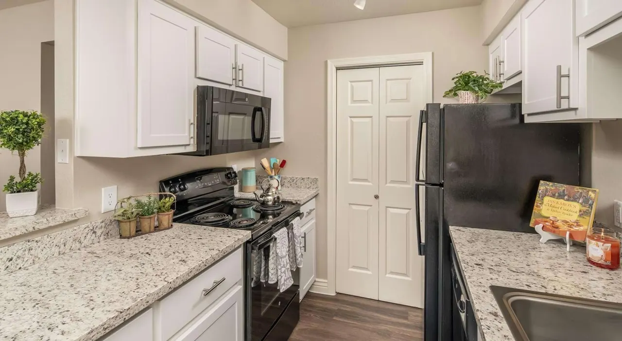 Rock Ridge Apartments
