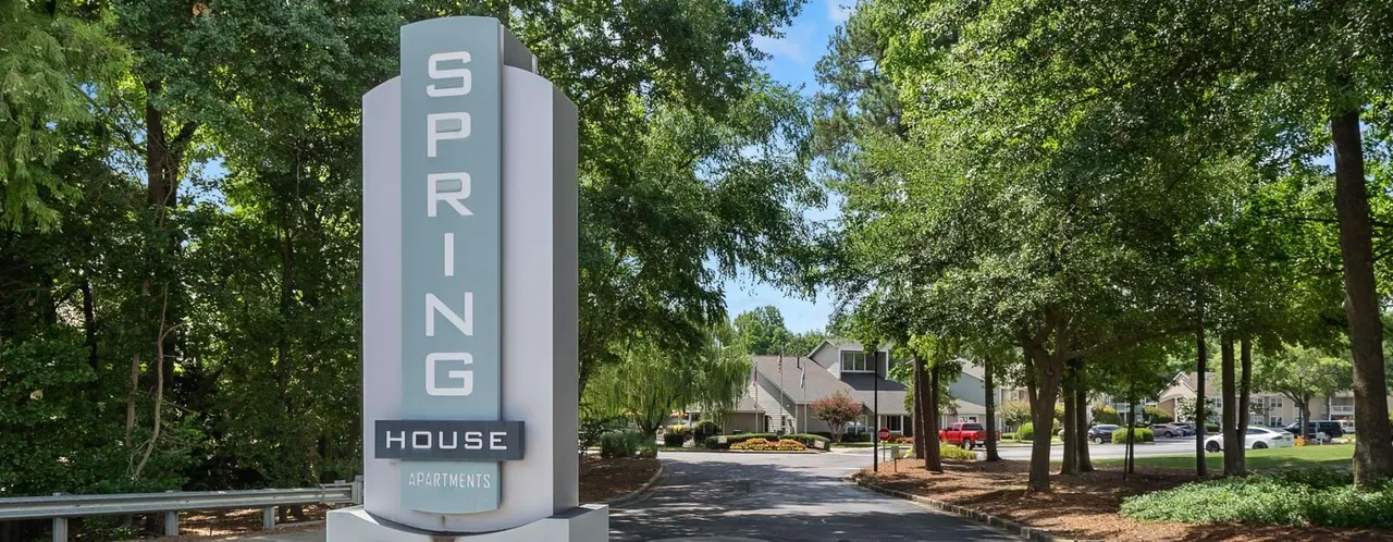 Spring House Apartments
