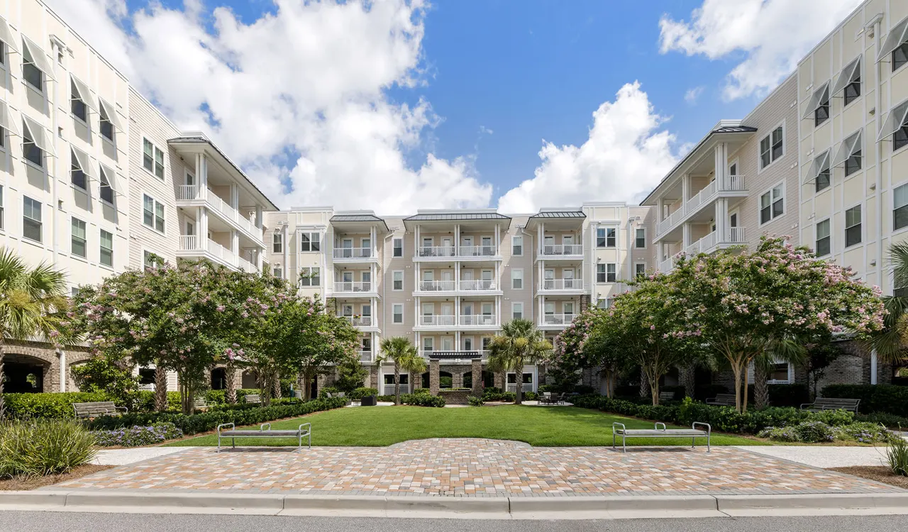 Bridgeside at Patriots Point Apartments