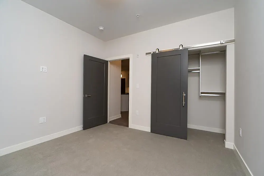 River’s Ledge Apartments