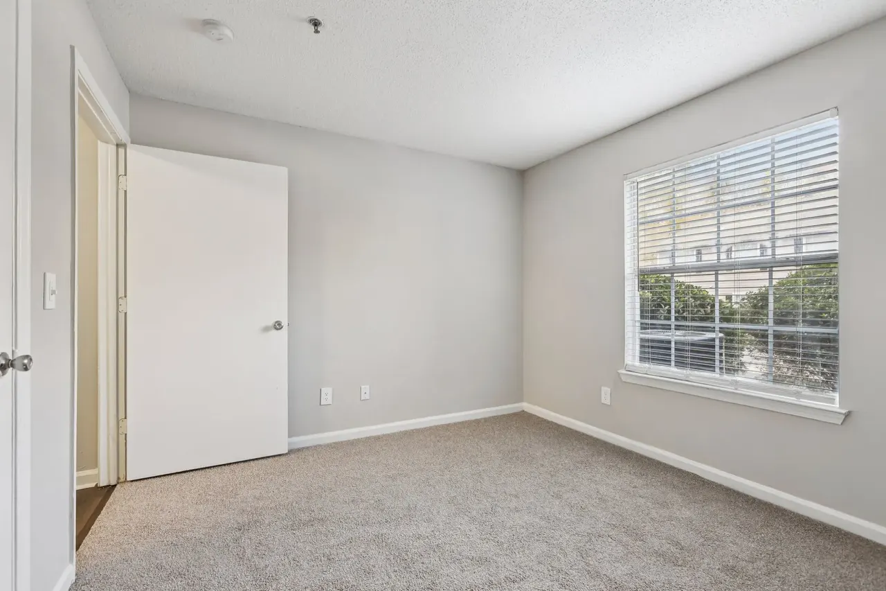 Gregory Lane Apartments