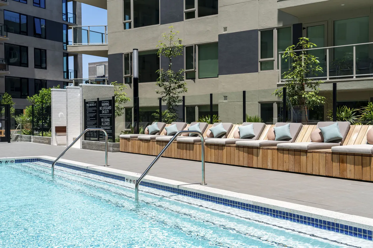 Linea Apartments