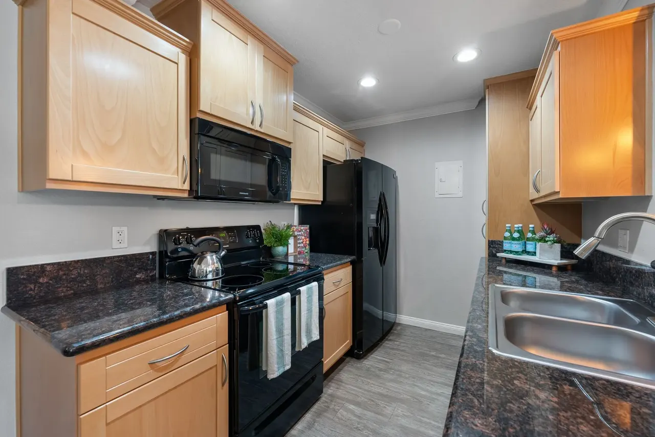 Beachwood Apartments