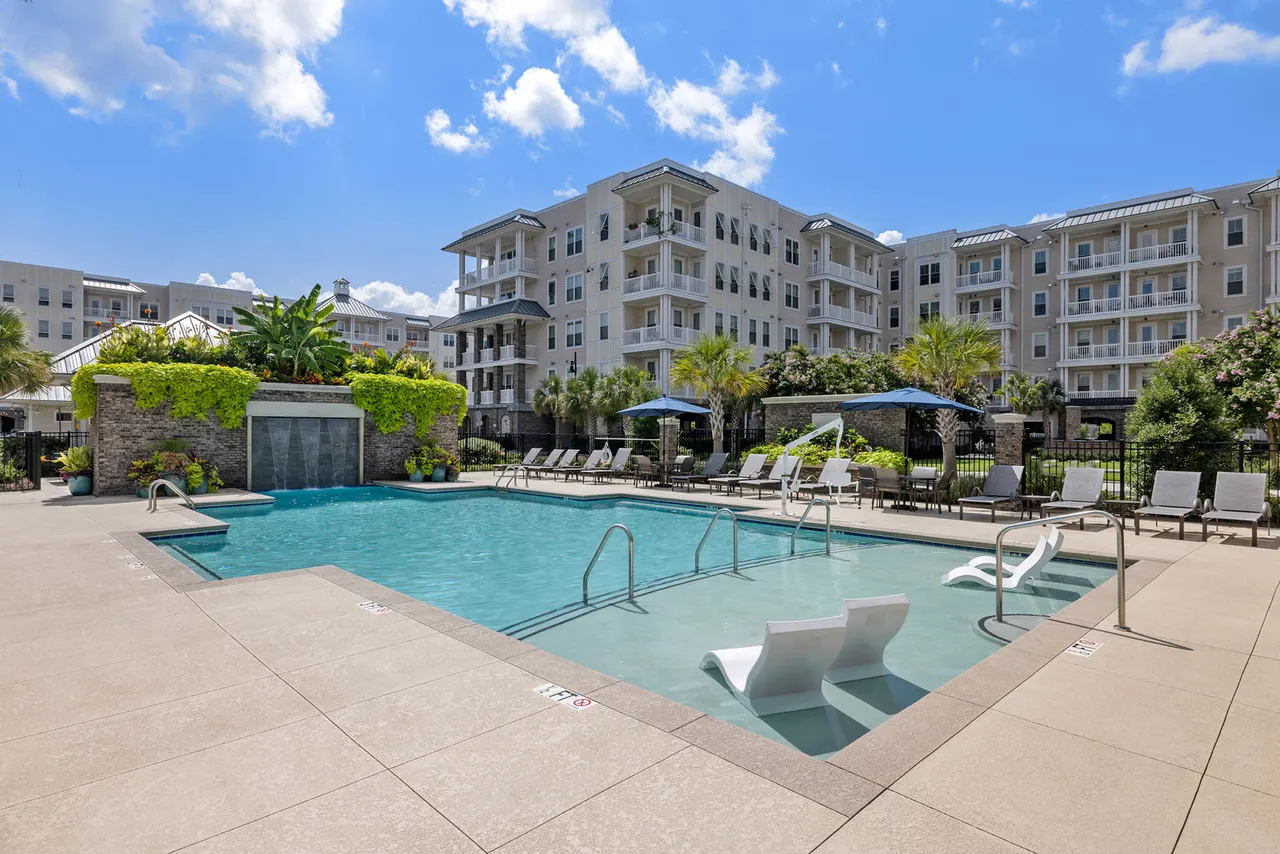 Bridgeside at Patriots Point Apartments