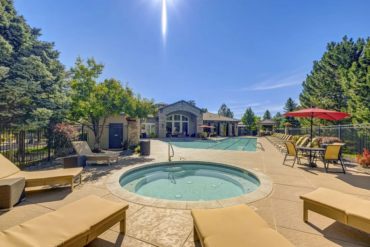 Creekside at Highlands Ranch Apartments