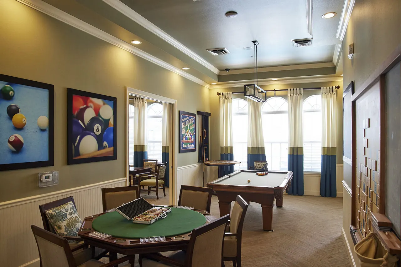 Overture Grand Oaks Apartments