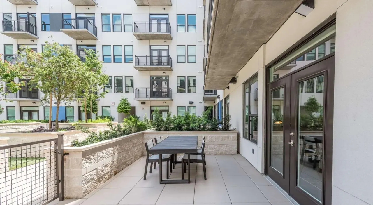 Camden Downtown Apartments