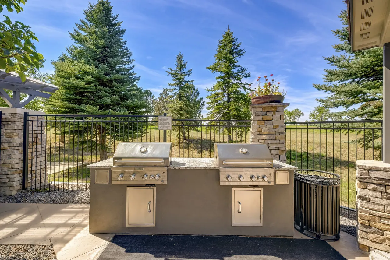 Creekside at Highlands Ranch Apartments