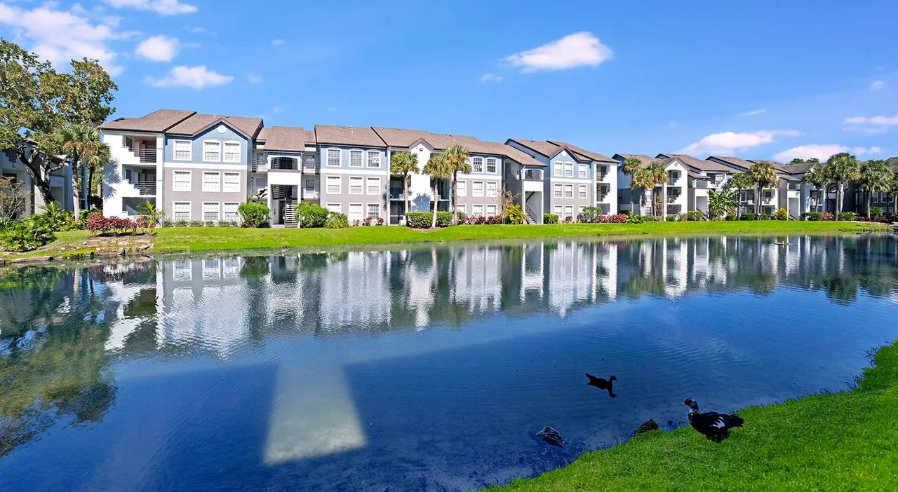 The Lennox Apartment Homes