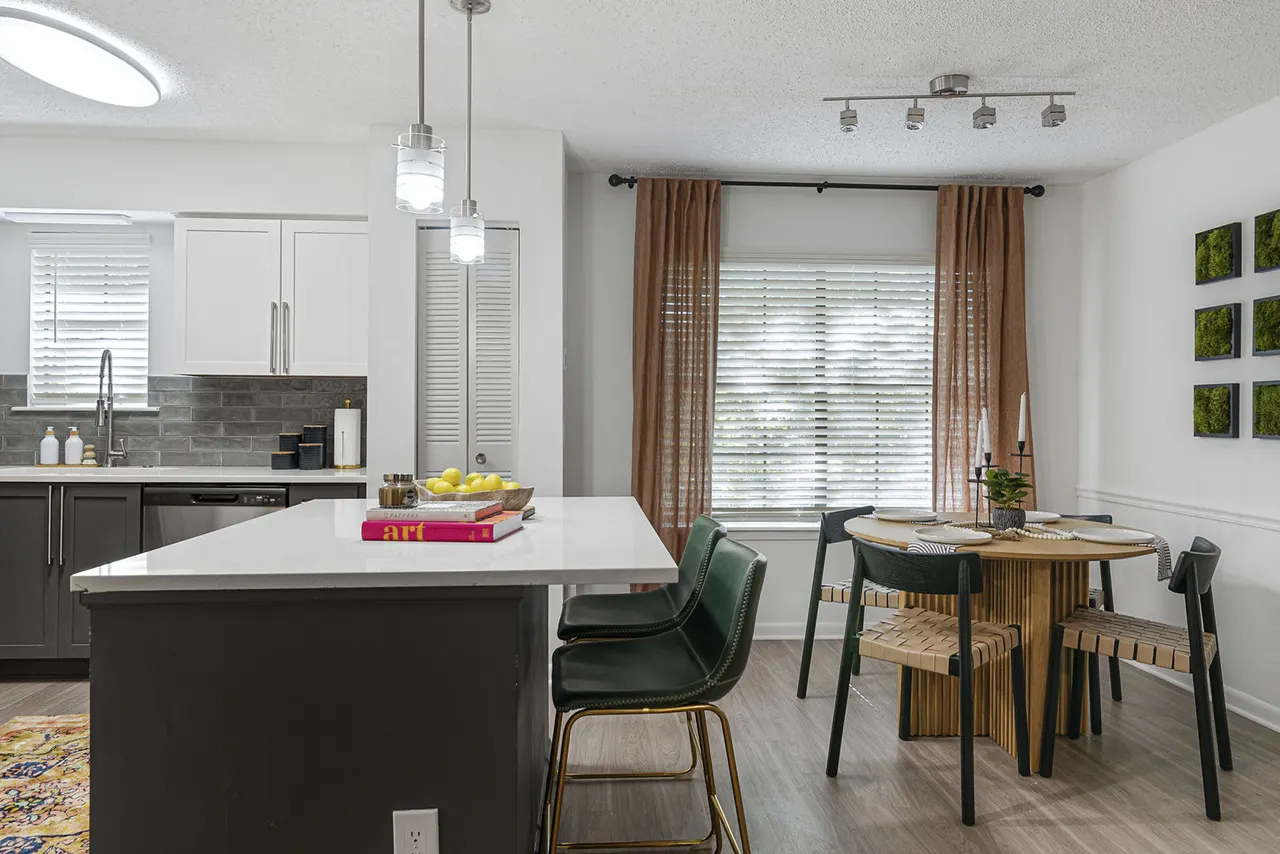 Bellevue Heights Apartments