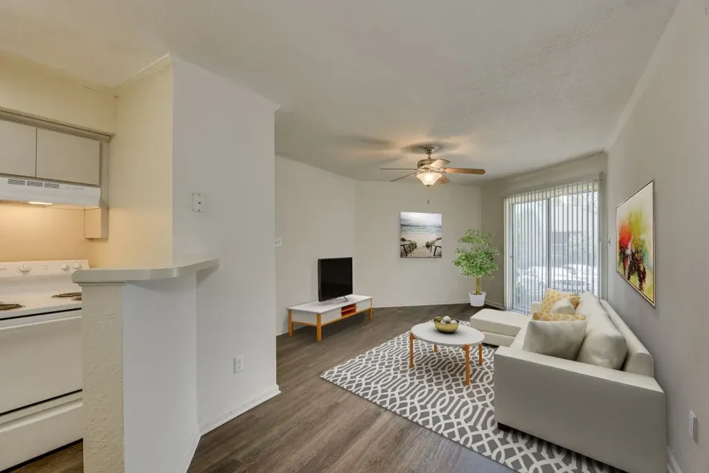 Champion's Pines Apartments