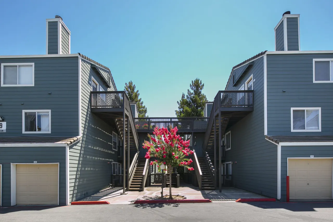 Waterscape Apartments