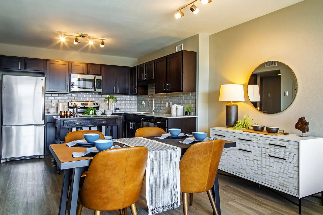 The Cabochon at River Oaks Apartments