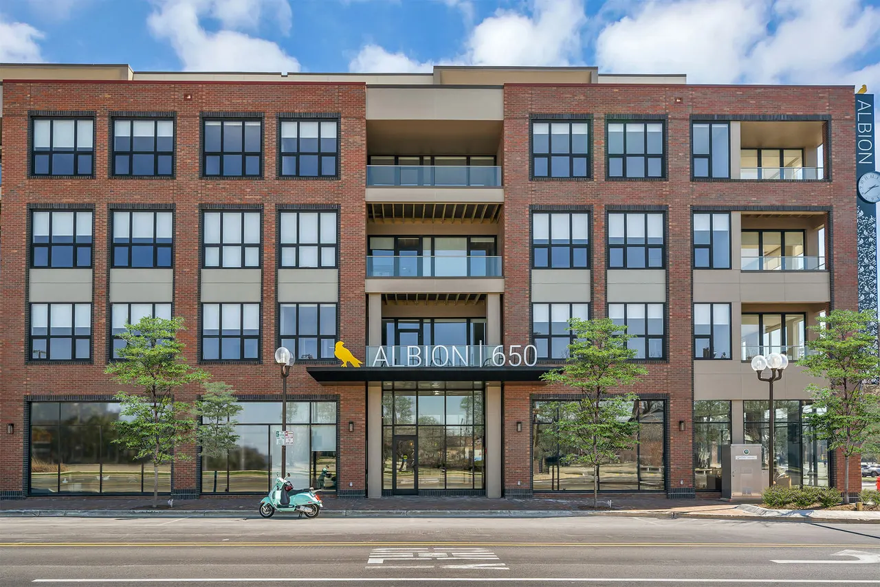 Albion Highland Park