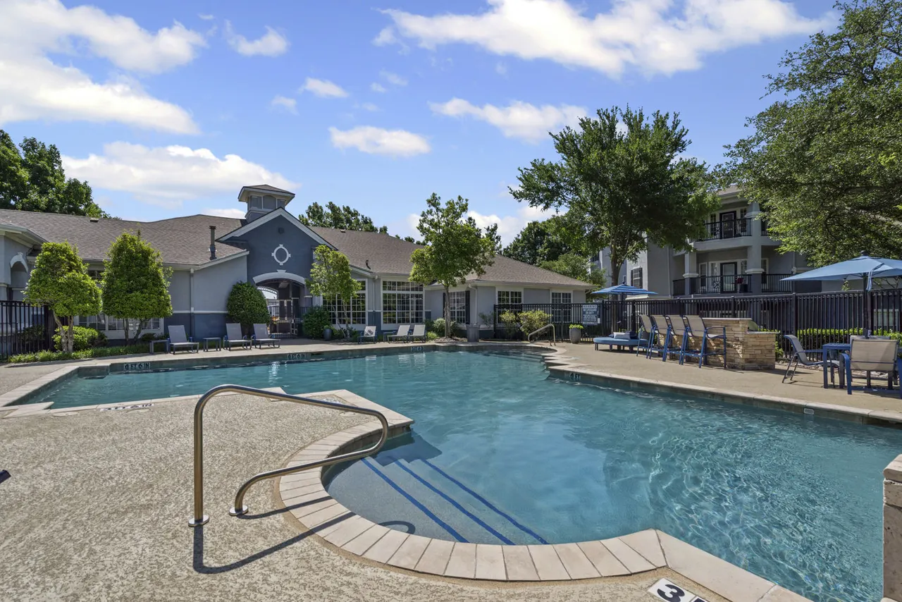 Benton Pointe