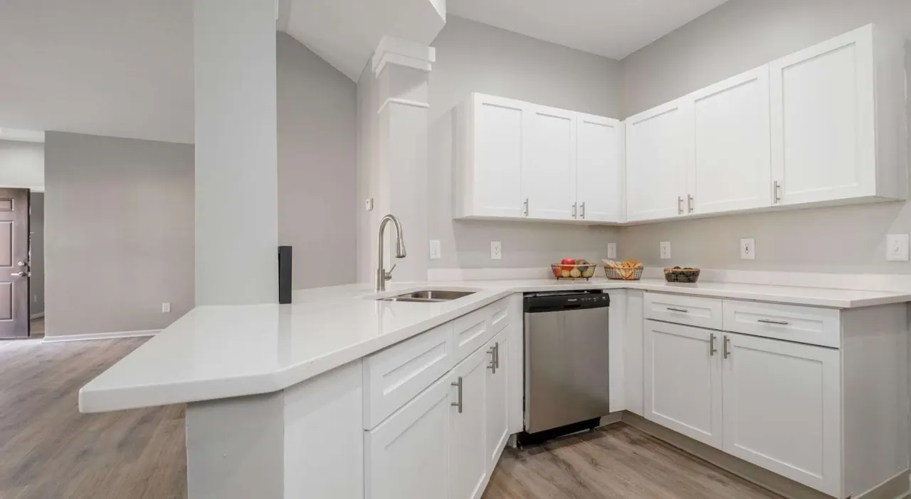 Kensington Grove Apartments