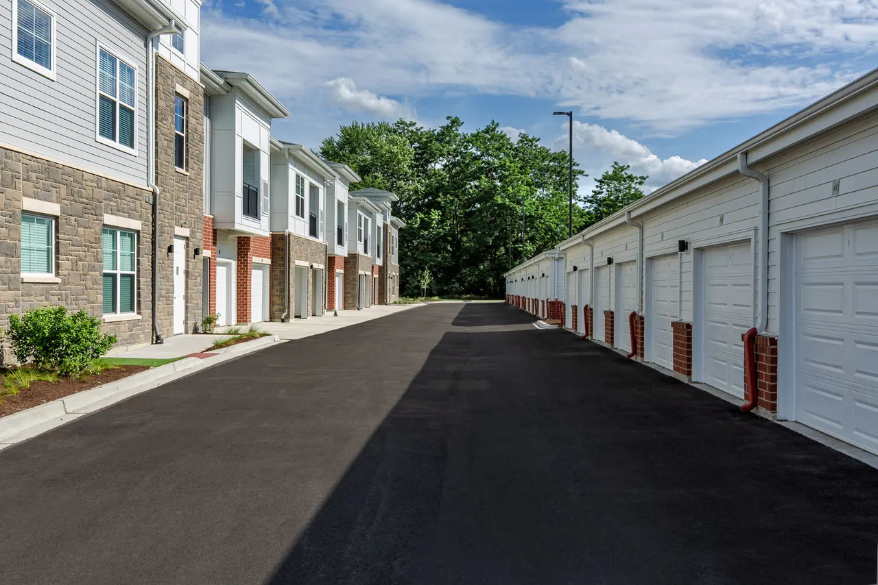 Avenida Naperville