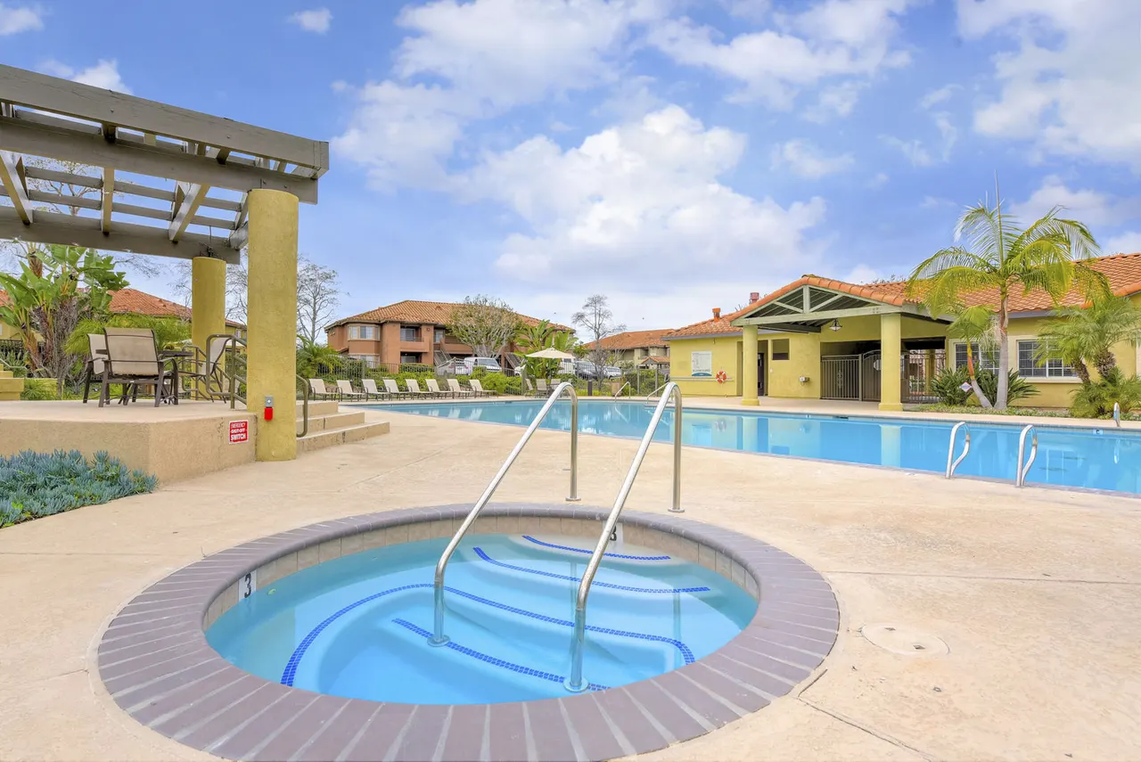 Sunbow Villas