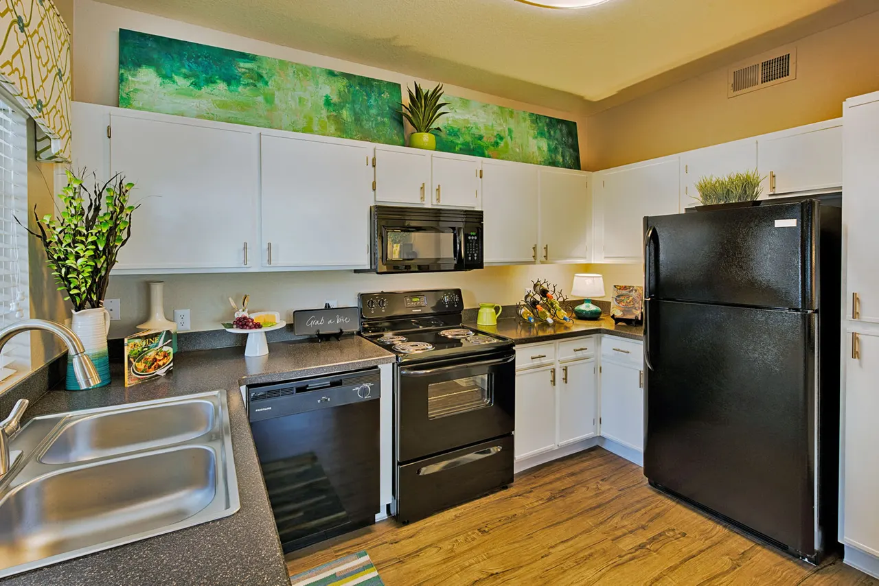 Pinnacle Terrace Apartments