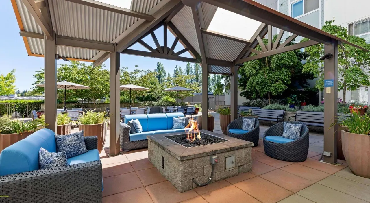 Destinations Lynnwood