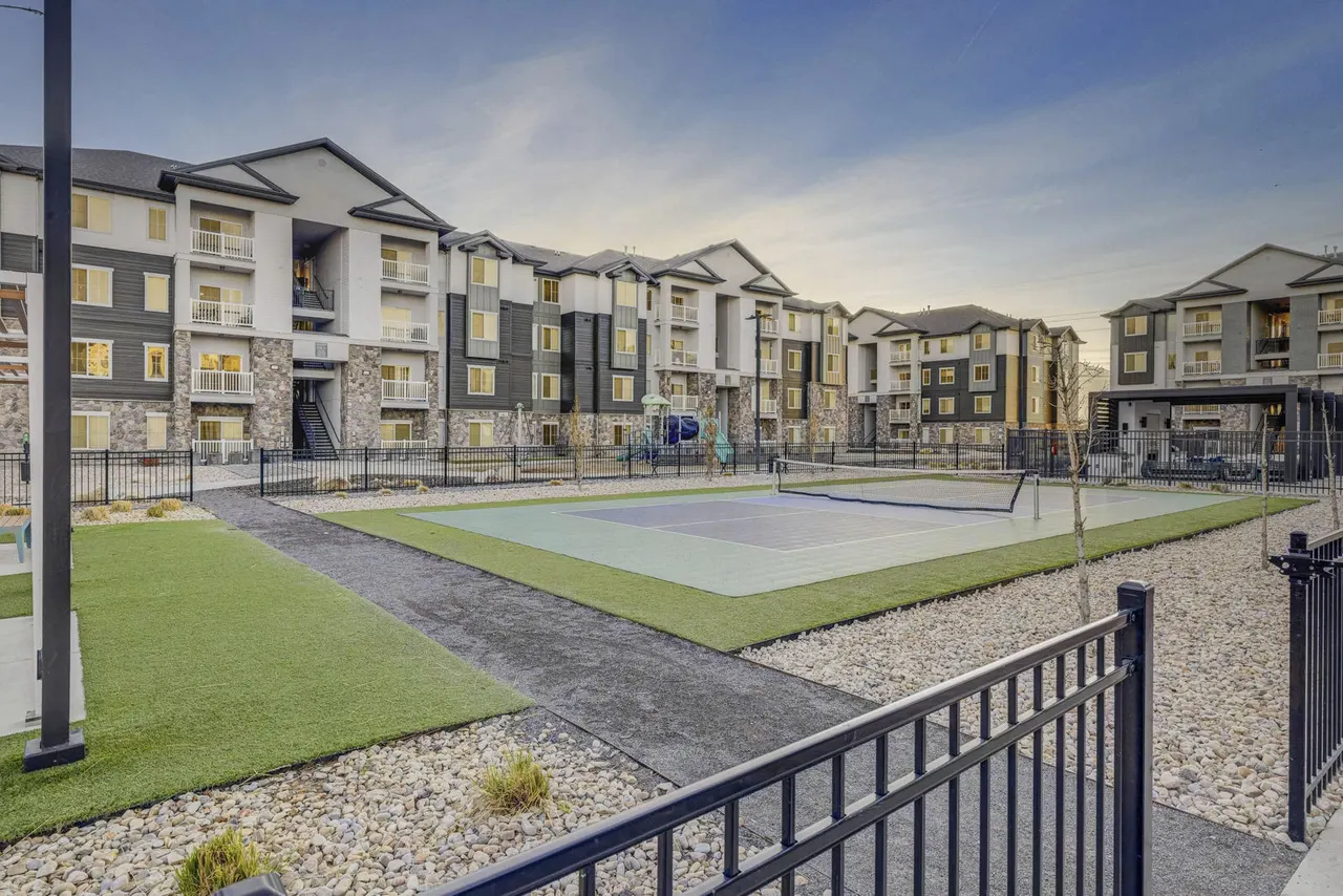 Sandalwood Apartments
