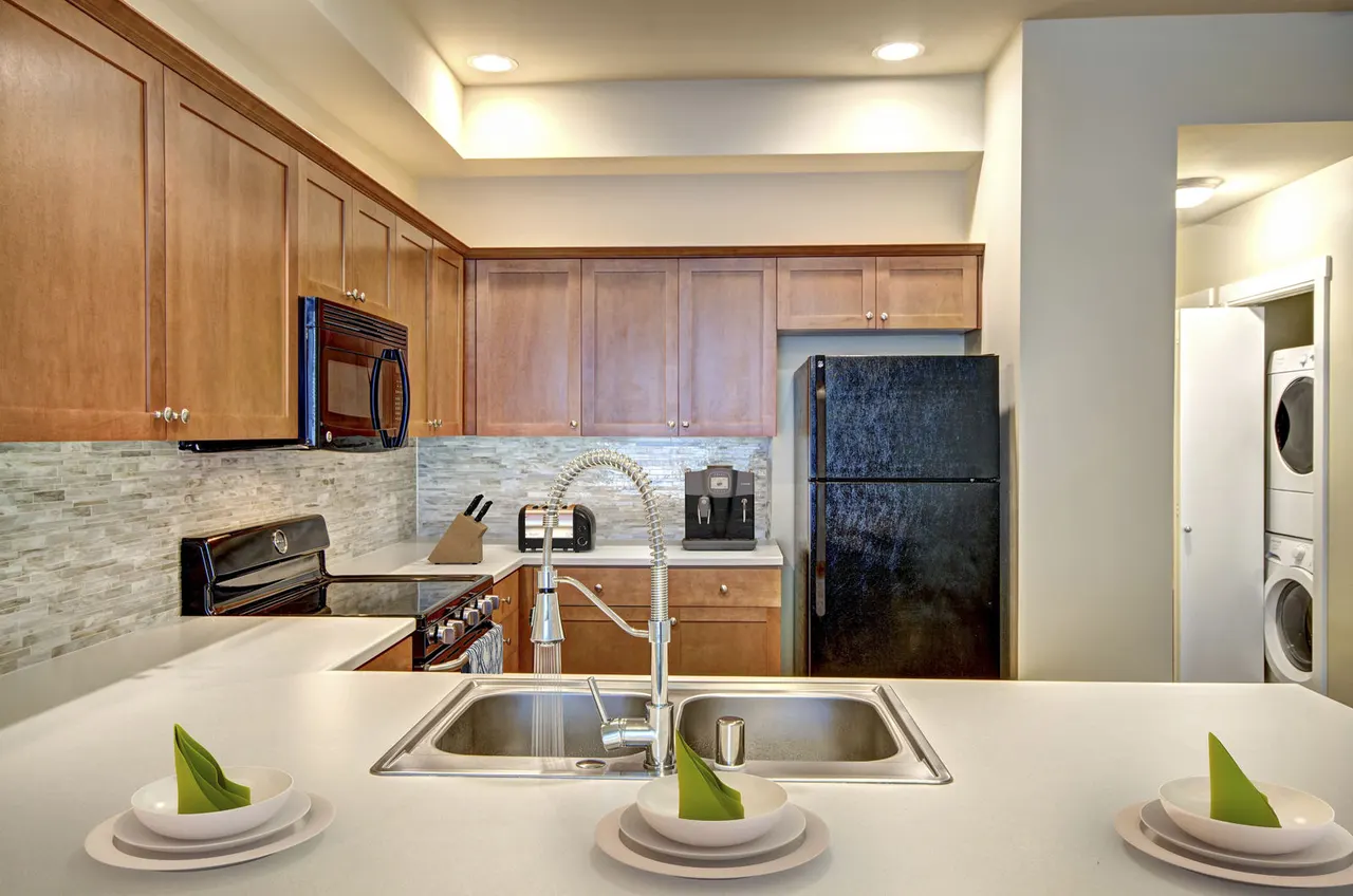 Chelsea Heights Apartments