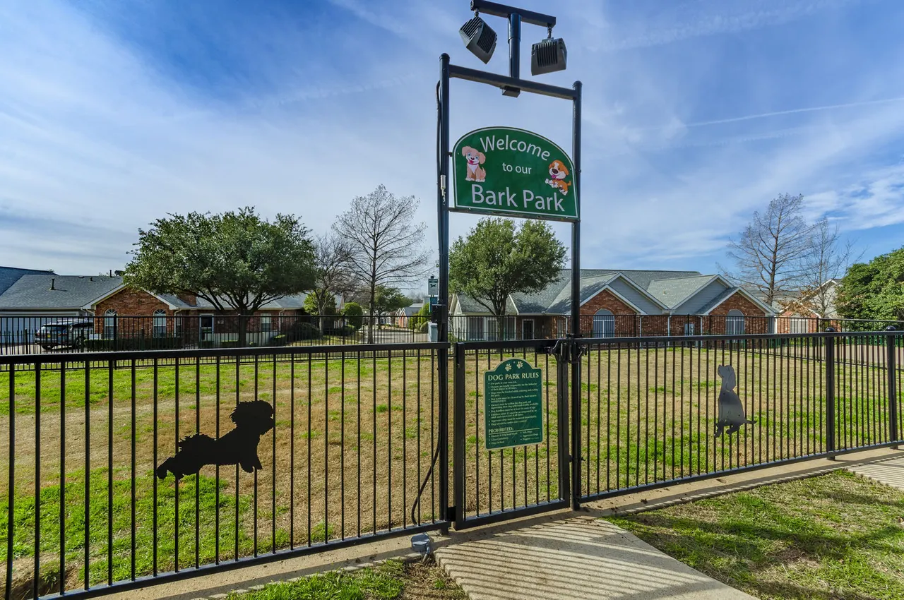 Avery Pointe Apartments