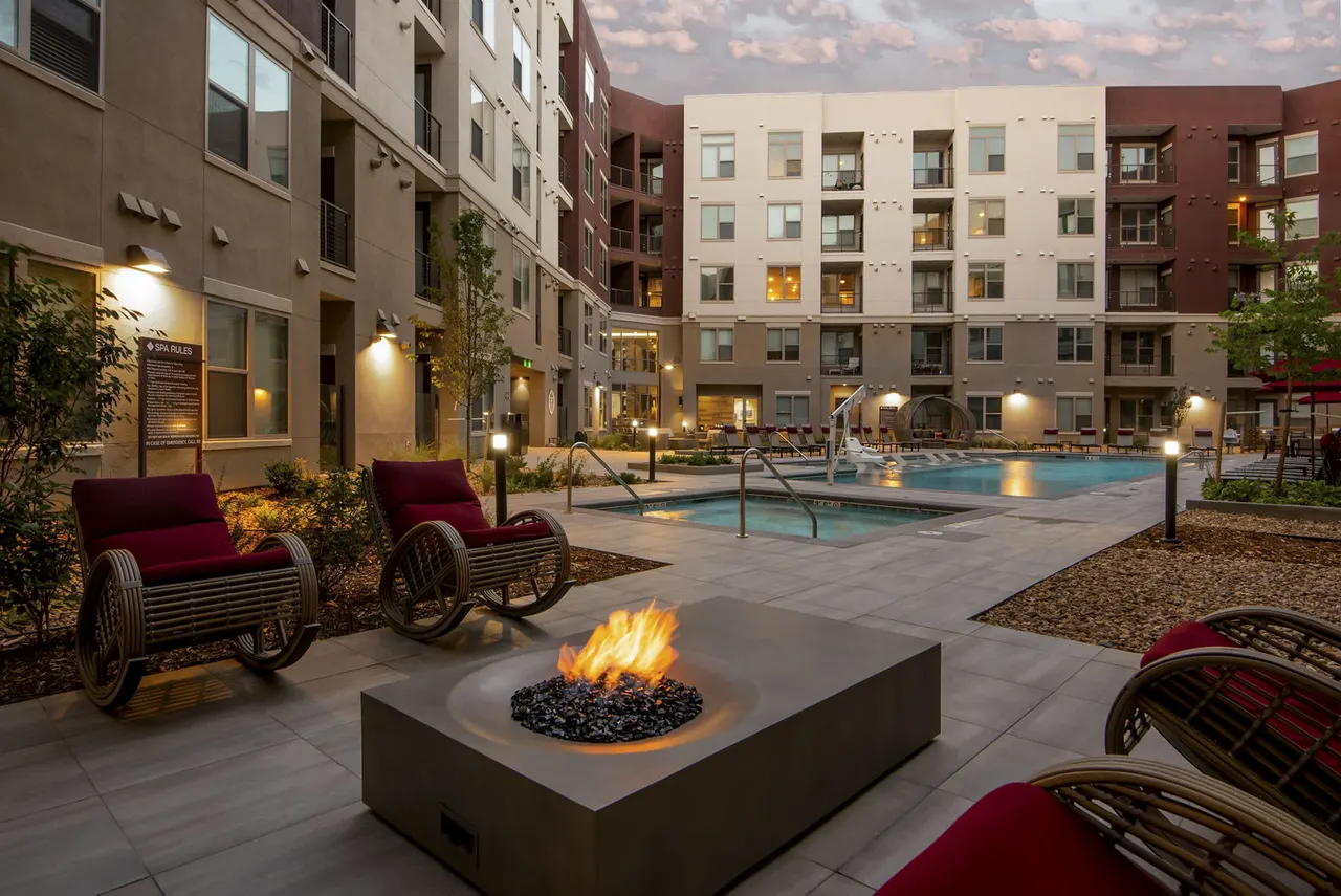 Luxe At Mile High