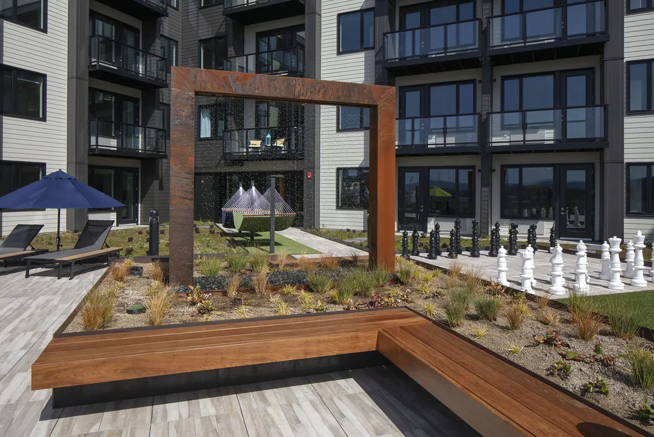 Aria Apartments