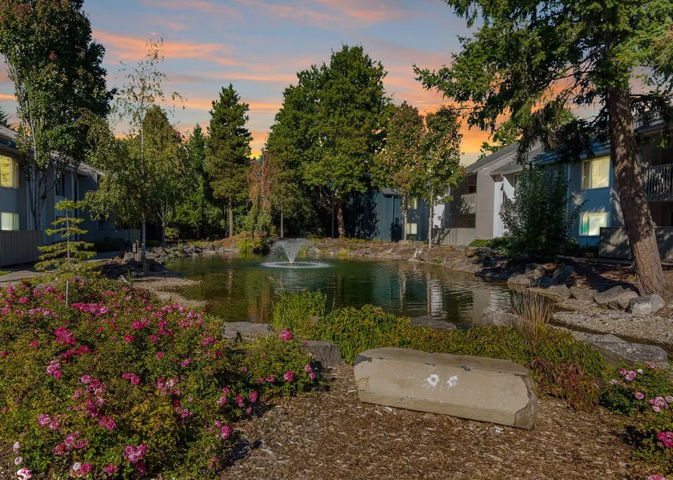 Thunderbird Village