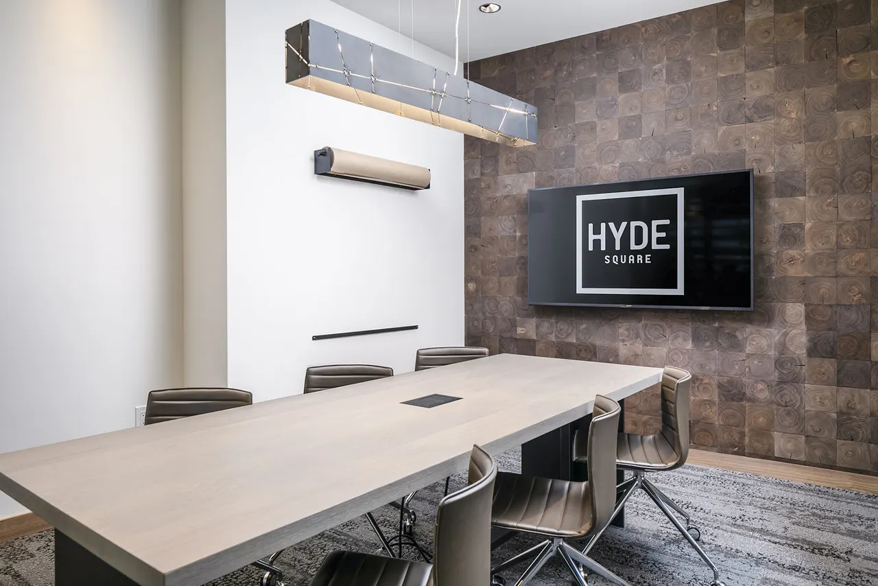 Hyde Square Apartments