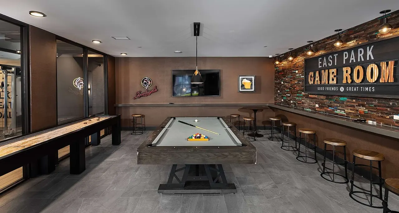 Eastpark Apartments