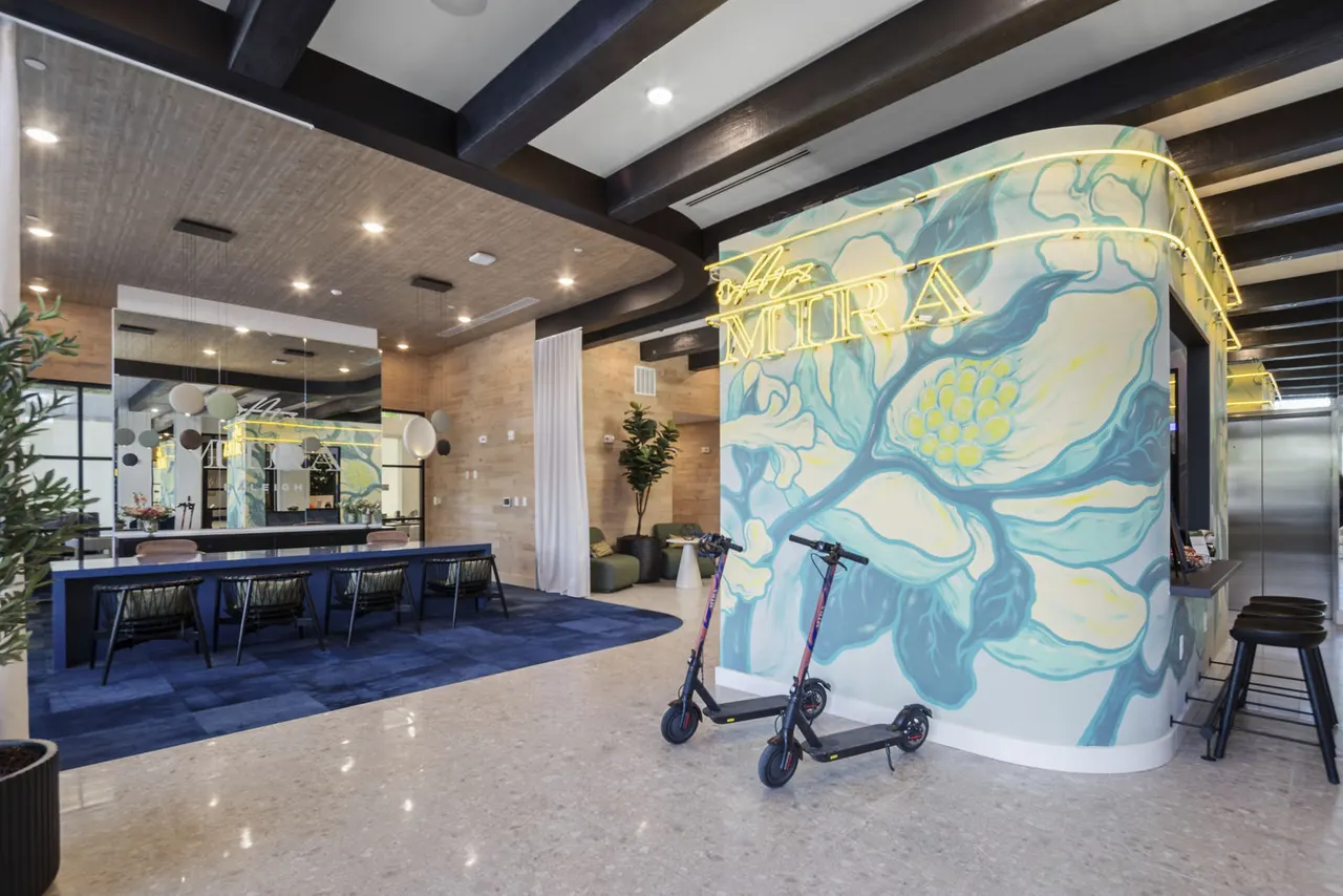 Mira Raleigh Apartments