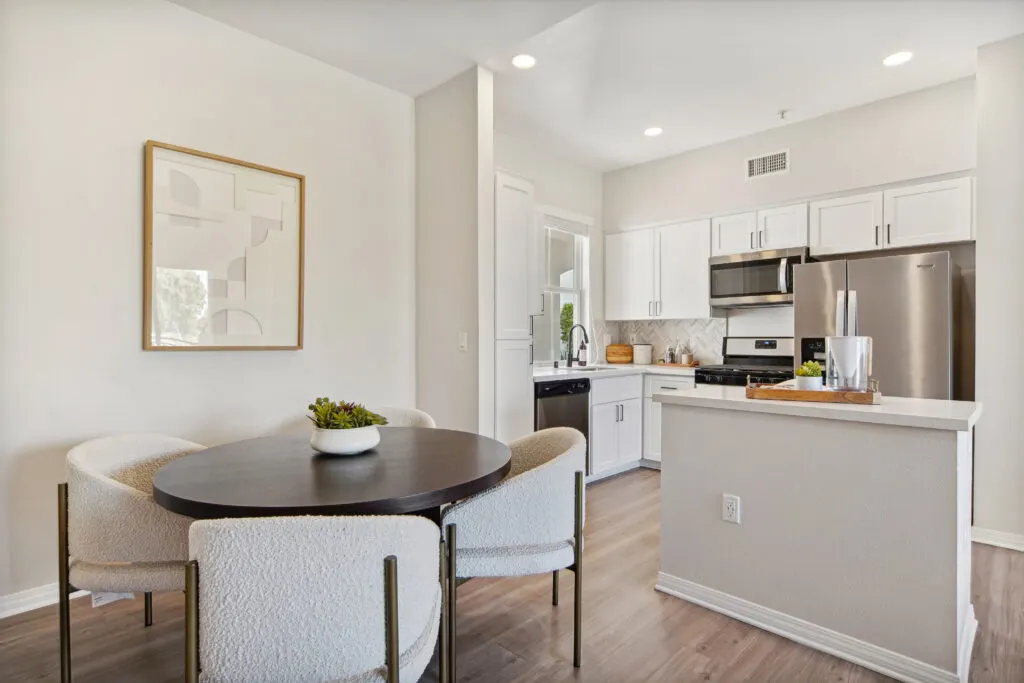 Montecito Apartments