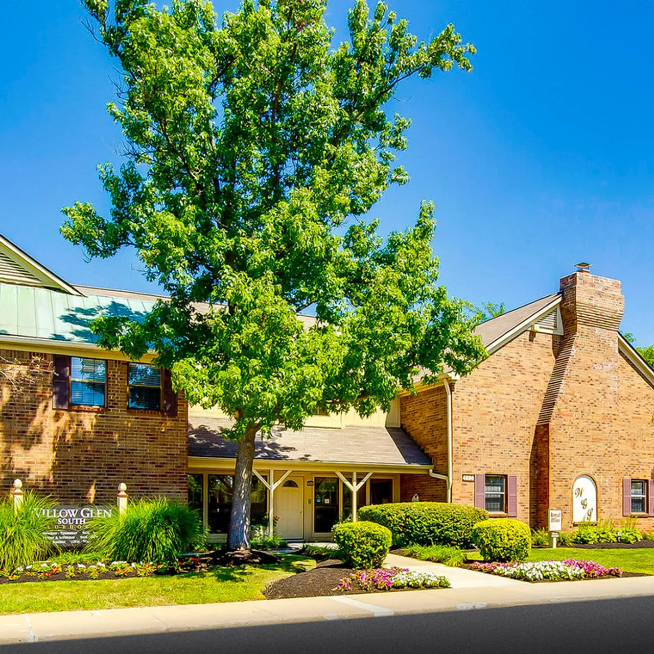 Willow Glen Apartments