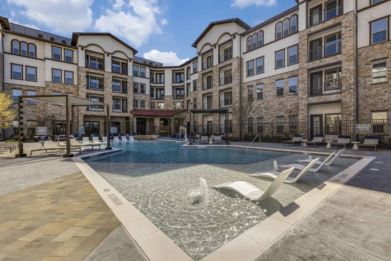 Jefferson Cove Apartments