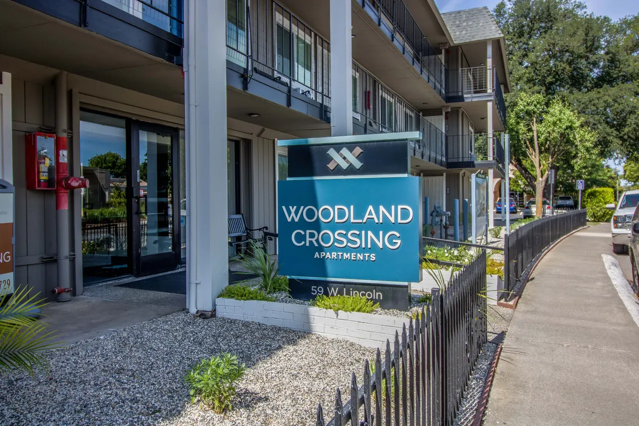 Woodland Crossing Apartments