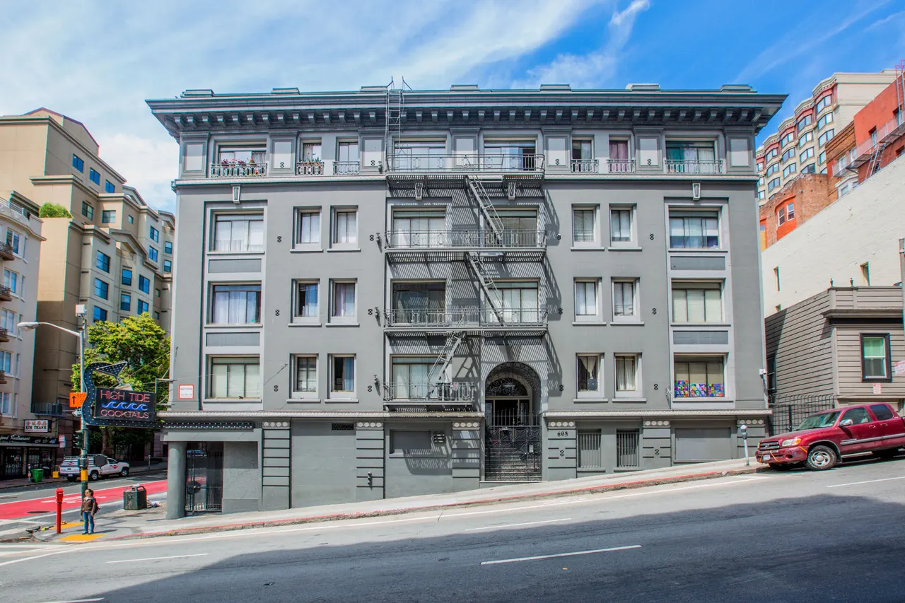 605 Jones Apartments