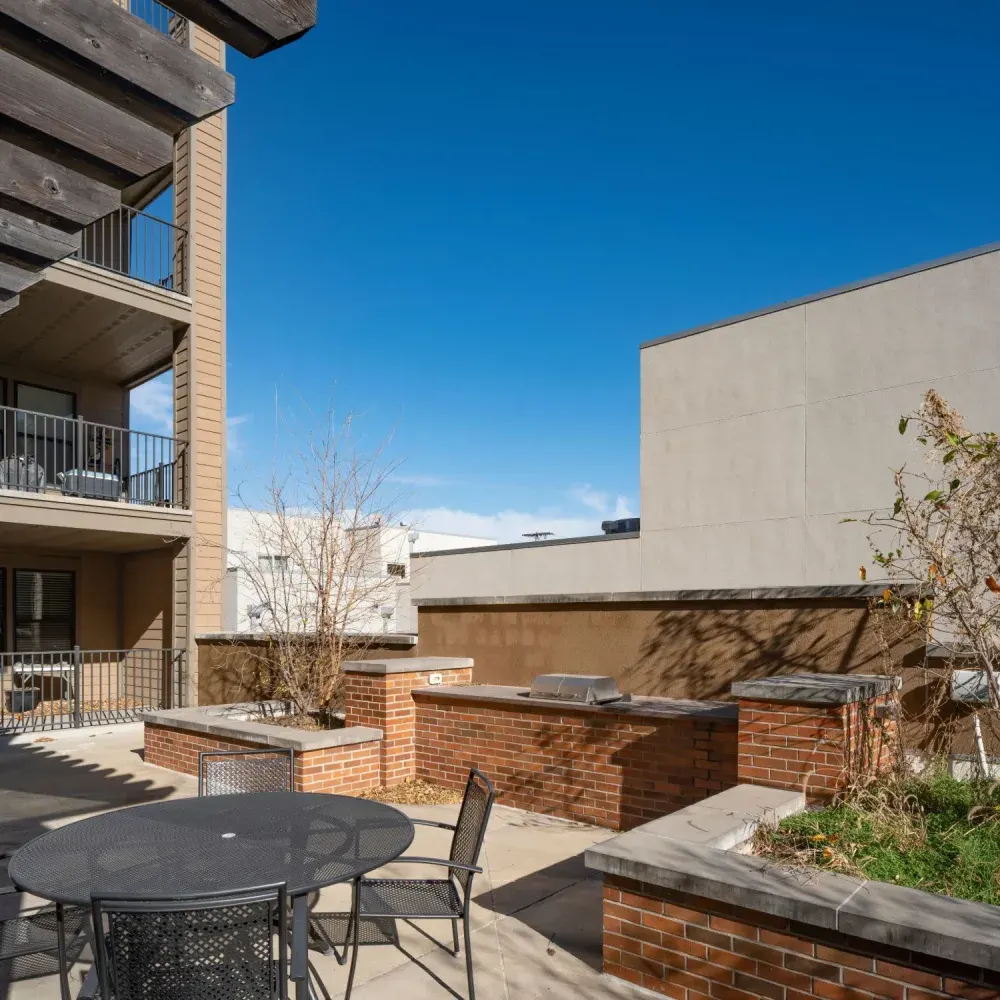 Oaks Centropolis Apartments
