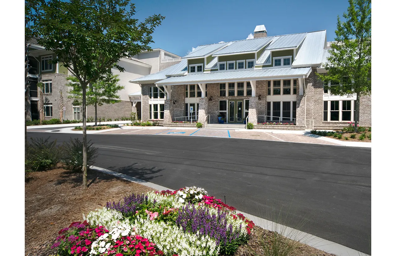 WaterWalk at Shelter Cove Towne Centre Apartments