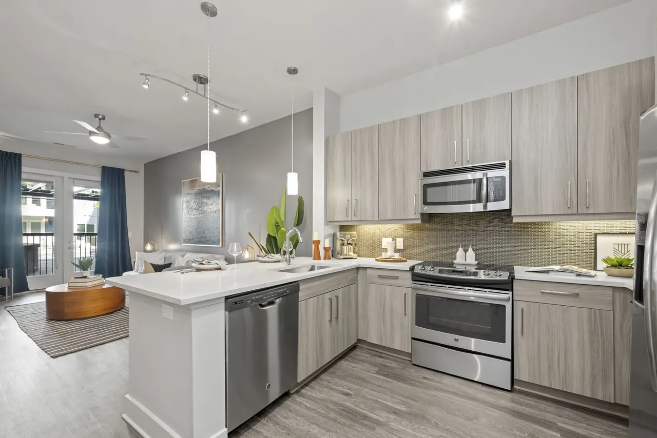 Circa Uptown Apartments