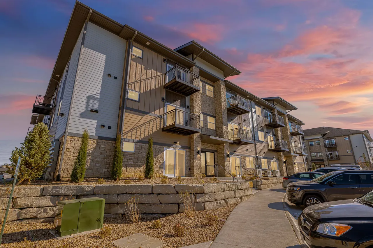 Northern Lights Apartments