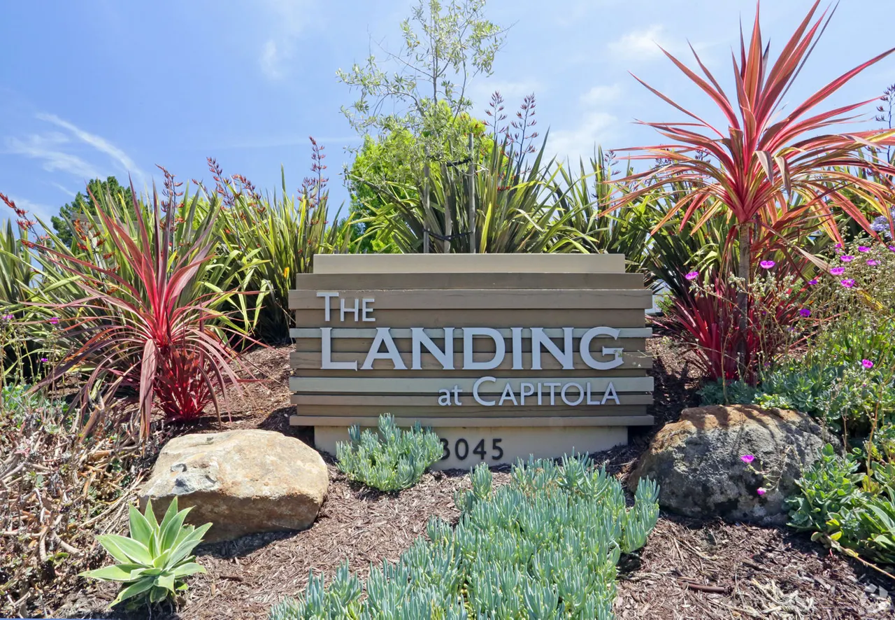 Landing at Capitola Apartments
