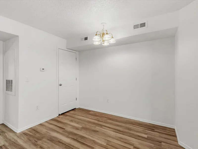 Shaw Mountain Apartments