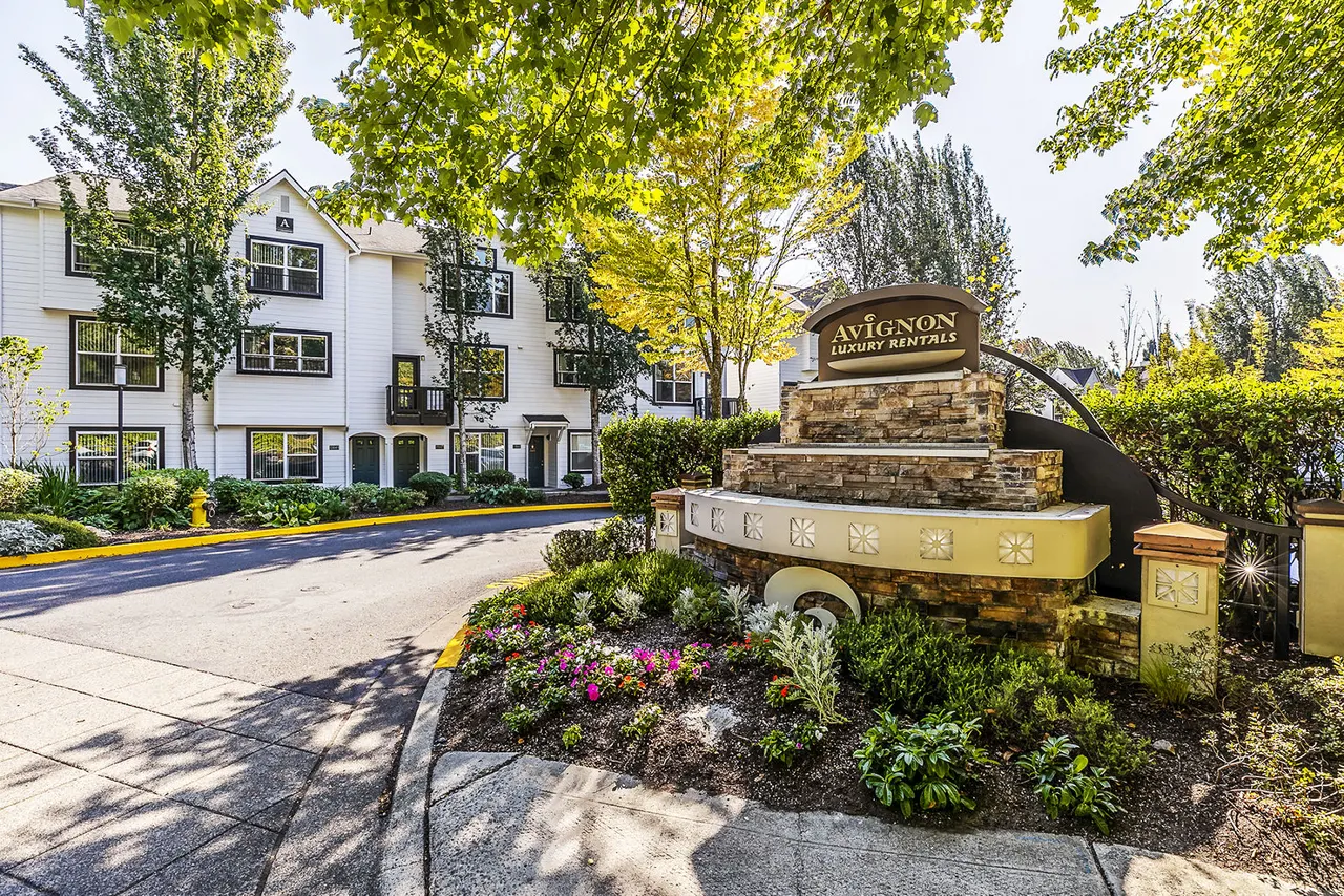Avignon Townhomes