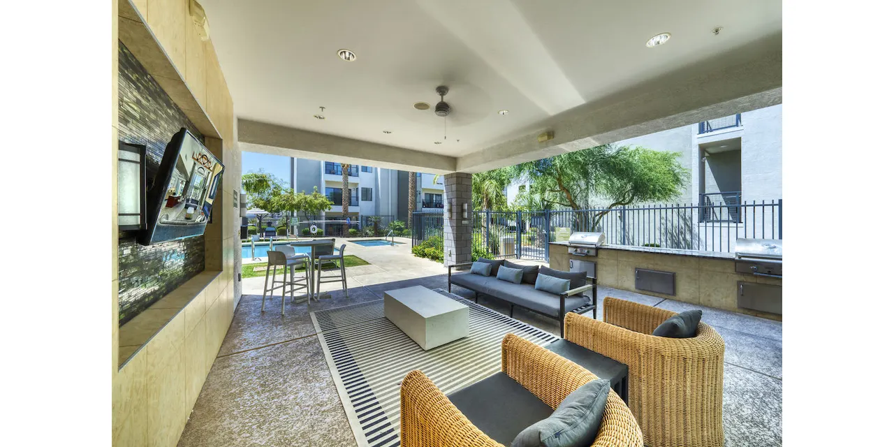 Seven Luxury Apartments